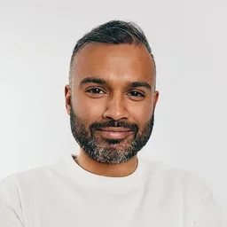 Damiano Raveenthiran